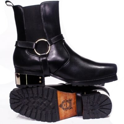 Square top shape pure leather handmade dingo boots for men.
