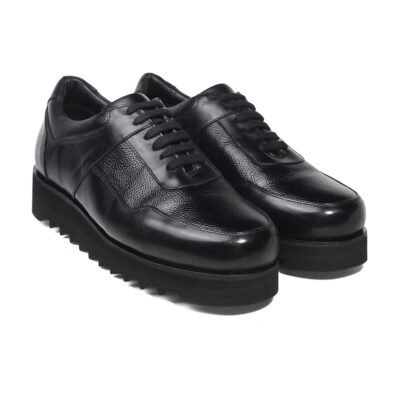 Detailed craftsmanship of Santorini Grain Sneakers by Shoe Bespoke premium grain leather footwear.